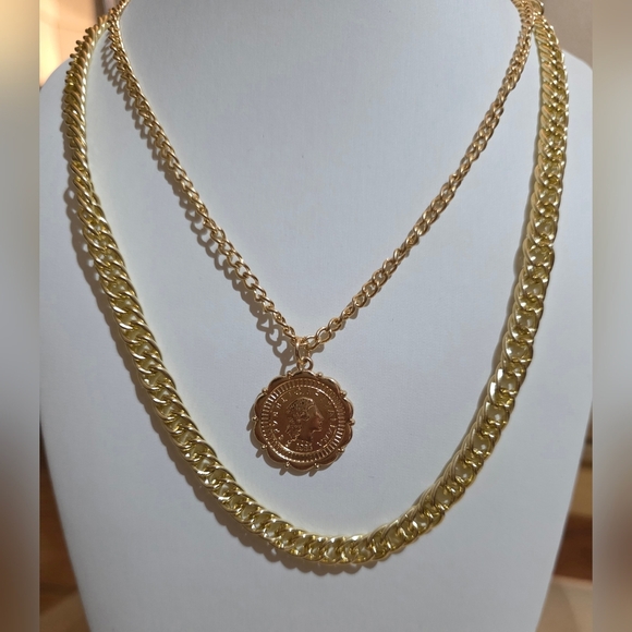 GOLD COIN DOUBLE NECKLACE 18 INCHES - Picture 1 of 4